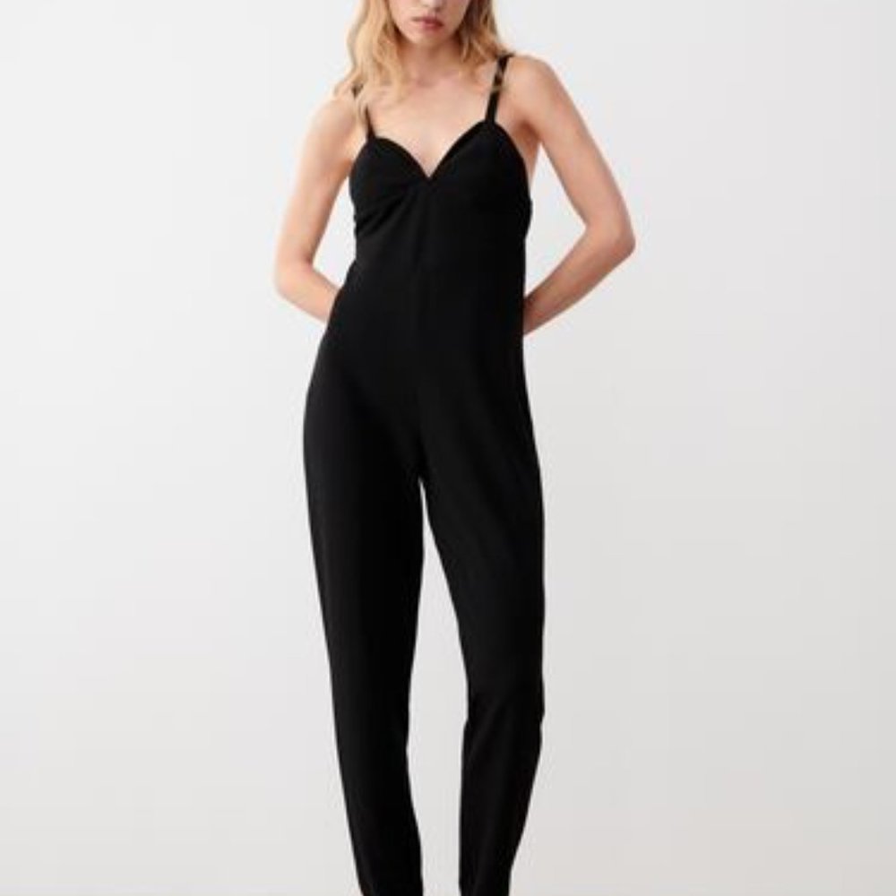 ZARA STRETCH CREPE JUMPSUIT L 15$